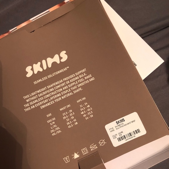 Skims Sculpting High Wasit brief - Picture 8 of 8